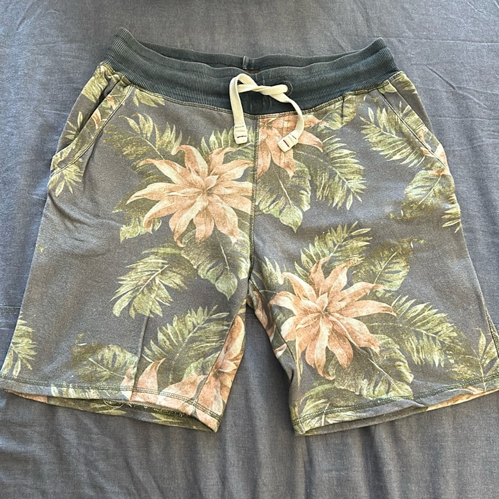 Men's Size M Jachs New York hawaian shorts